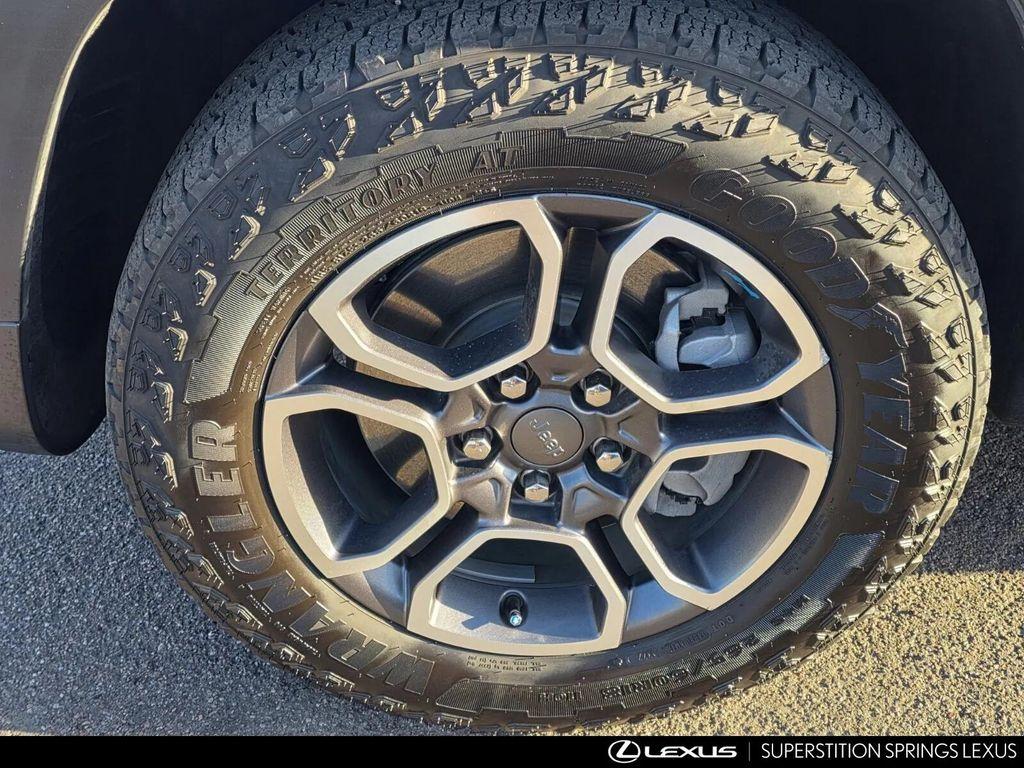 used 2022 Jeep Grand Cherokee 4xe car, priced at $31,846