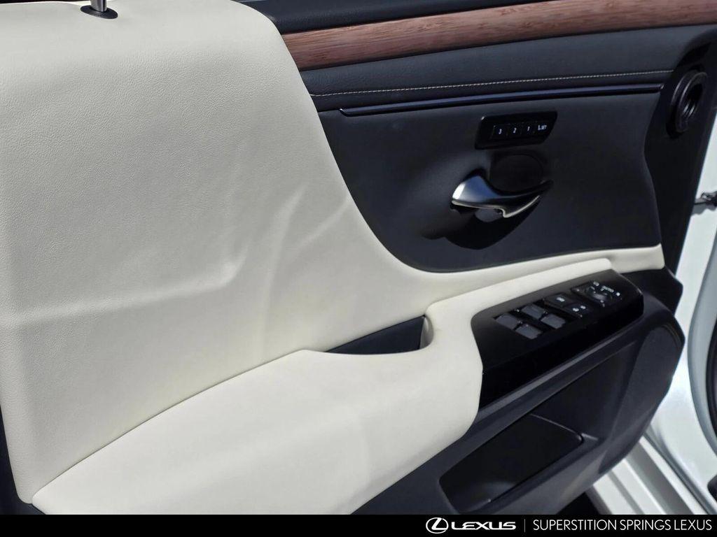 new 2025 Lexus ES 300h car, priced at $48,785