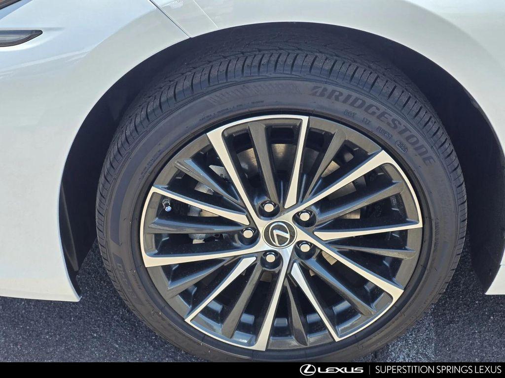 new 2025 Lexus ES 300h car, priced at $48,785