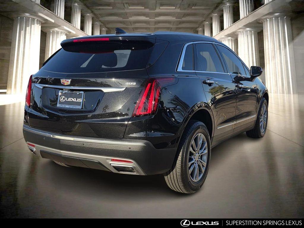 used 2021 Cadillac XT5 car, priced at $30,543