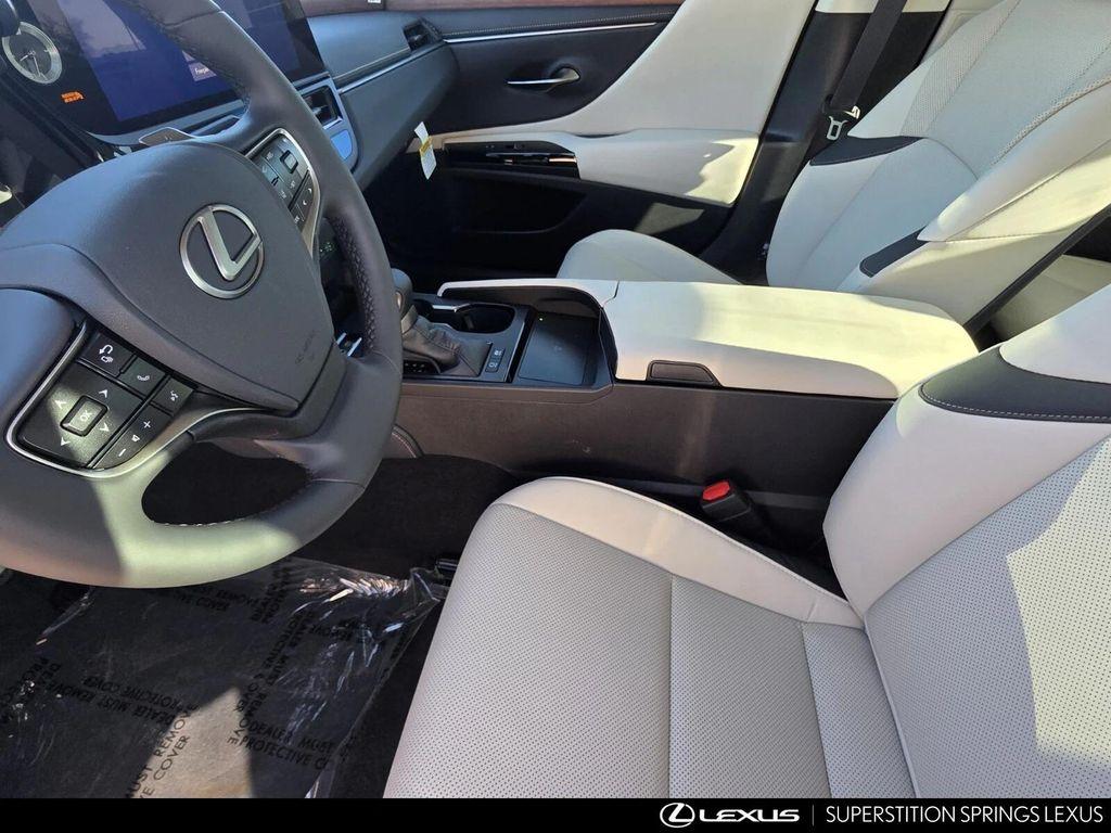 new 2025 Lexus ES 300h car, priced at $50,415