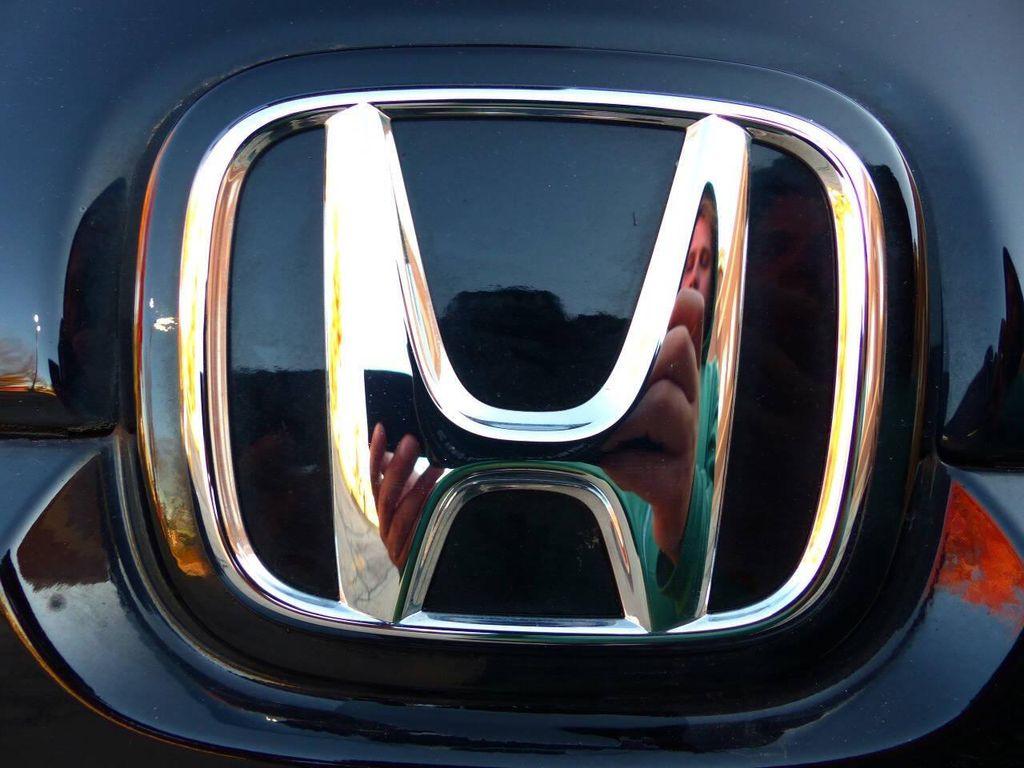 used 2024 Honda Passport car, priced at $28,995