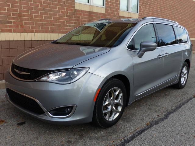 used 2018 Chrysler Pacifica car, priced at $17,995