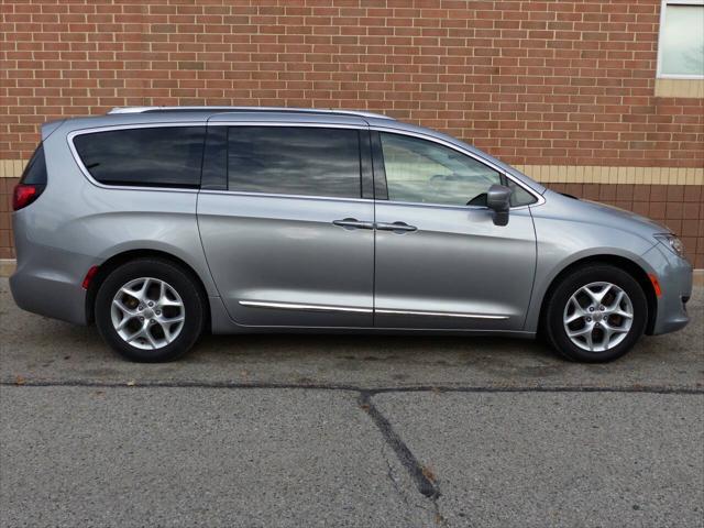 used 2018 Chrysler Pacifica car, priced at $17,995