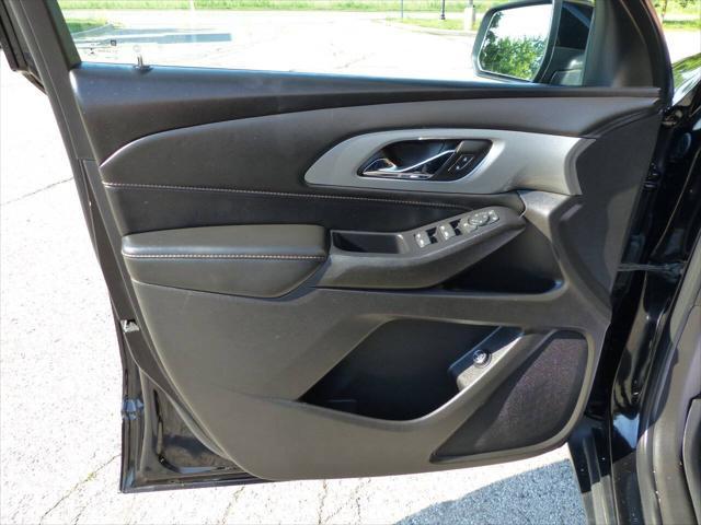 used 2021 Chevrolet Traverse car, priced at $18,995