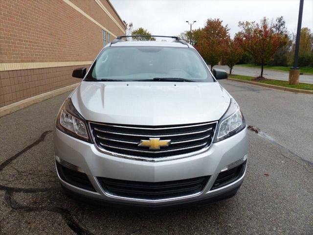 used 2017 Chevrolet Traverse car, priced at $12,995