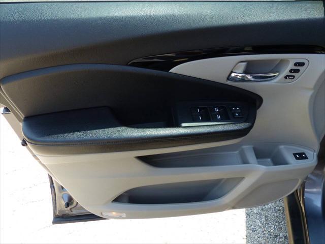 used 2017 Honda Pilot car, priced at $14,995