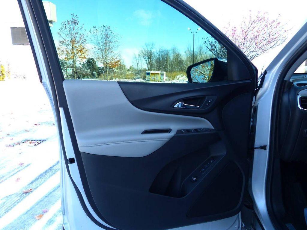 used 2020 Chevrolet Equinox car, priced at $13,495