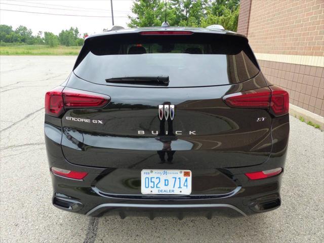 used 2024 Buick Encore GX car, priced at $19,995