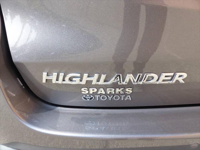 used 2019 Toyota Highlander car, priced at $25,995