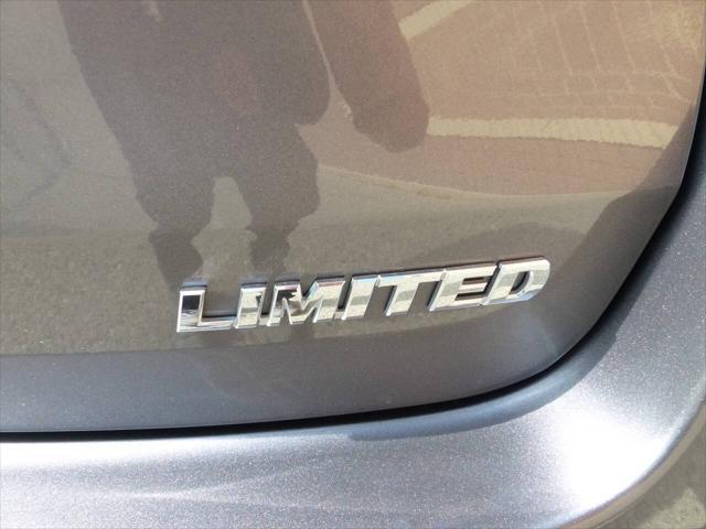 used 2019 Toyota Highlander car, priced at $25,995
