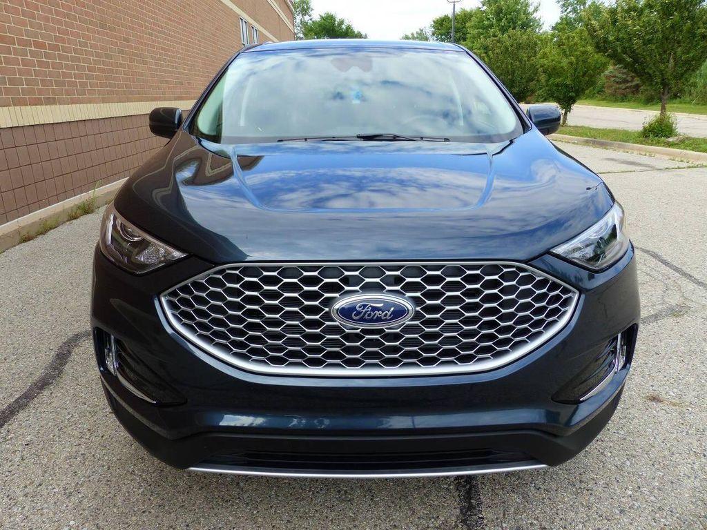 used 2024 Ford Edge car, priced at $21,995