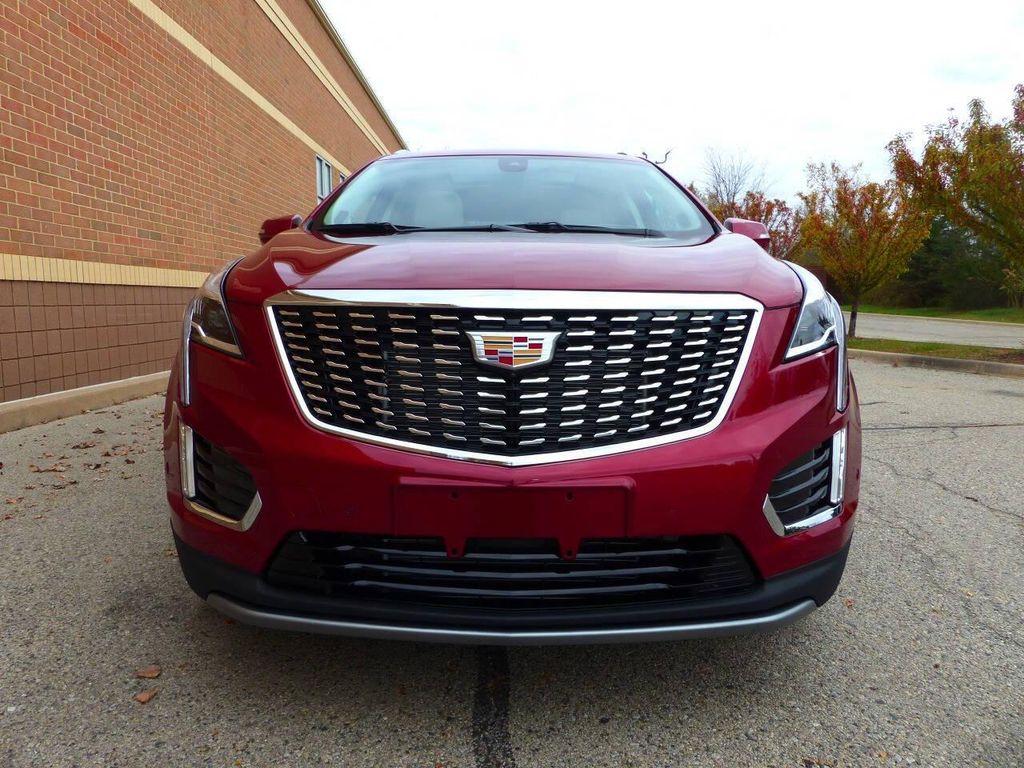 used 2024 Cadillac XT5 car, priced at $29,995
