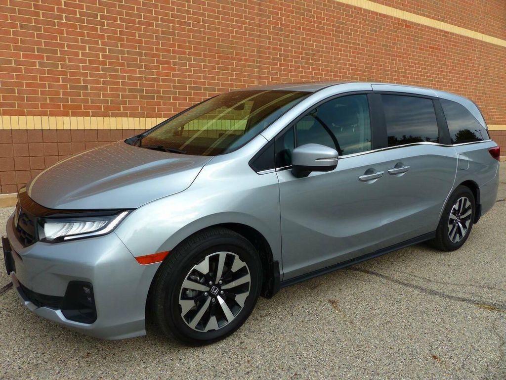 used 2025 Honda Odyssey car, priced at $33,995