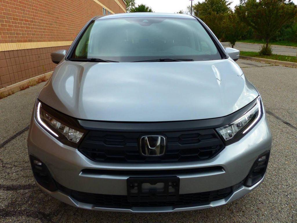used 2025 Honda Odyssey car, priced at $33,995