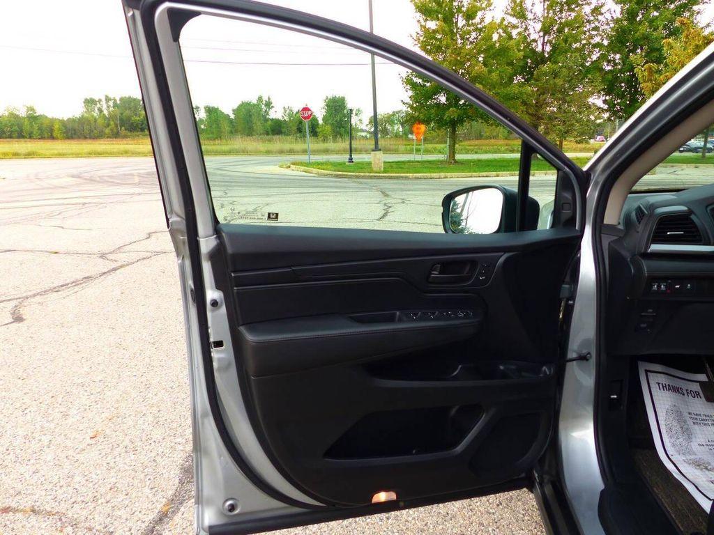 used 2025 Honda Odyssey car, priced at $33,995