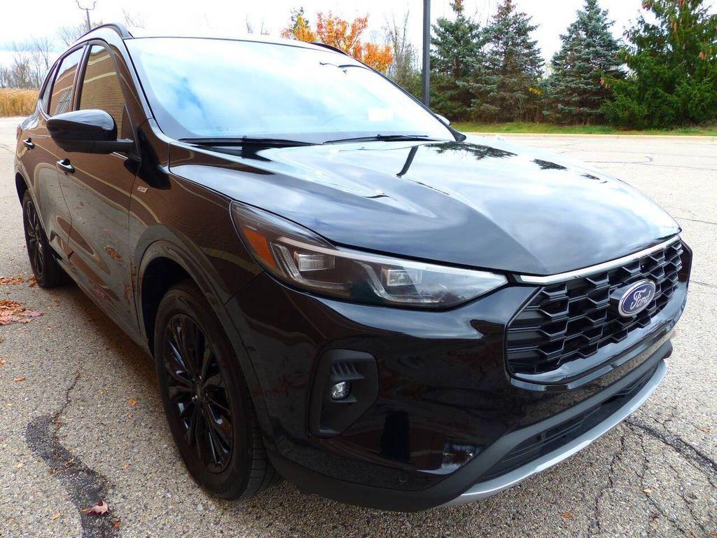 used 2024 Ford Escape car, priced at $24,995