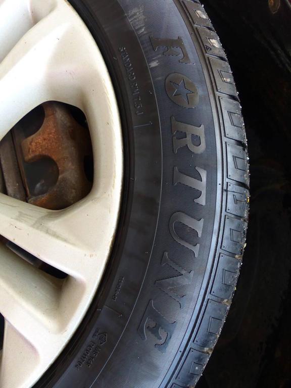 used 2015 Ford Taurus car, priced at $2,995