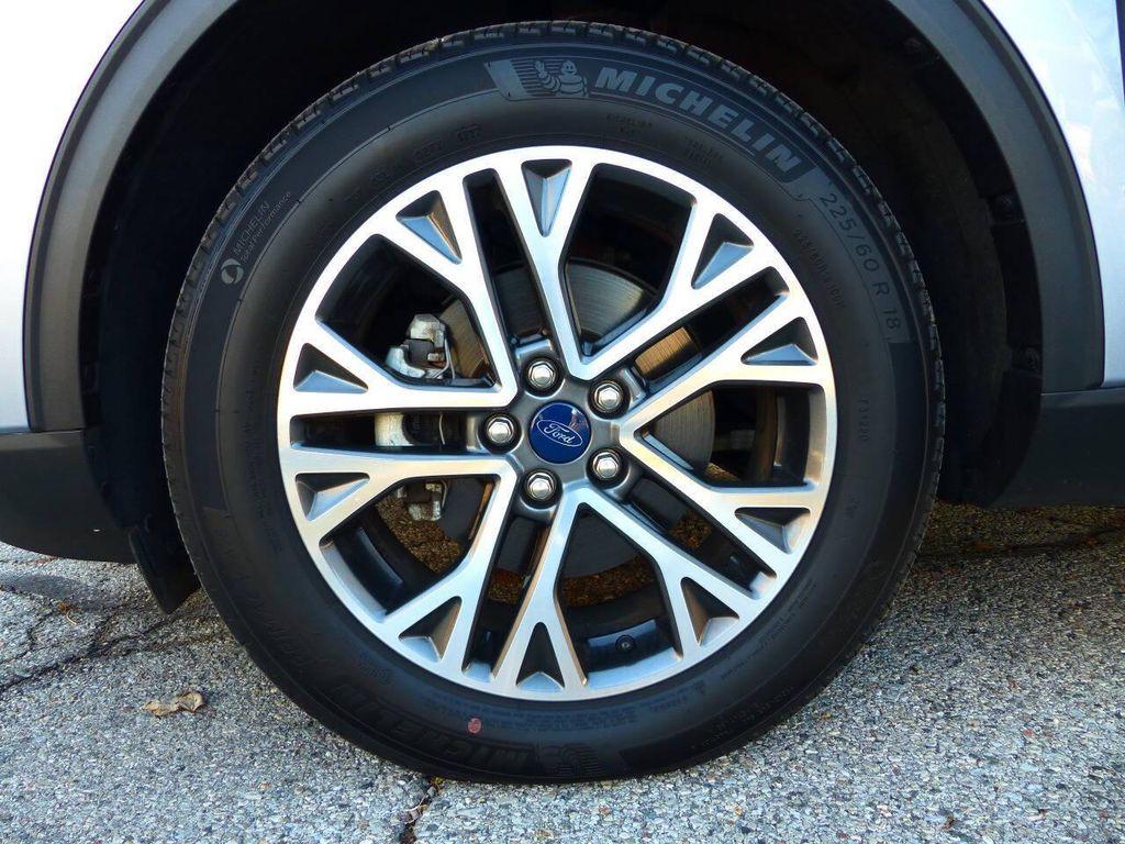 used 2022 Ford Escape car, priced at $19,995