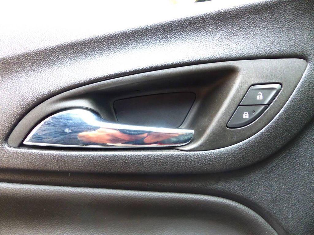 used 2023 Chevrolet Equinox car, priced at $19,995