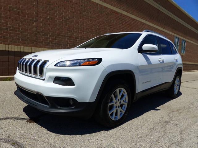 used 2018 Jeep Cherokee car, priced at $13,490