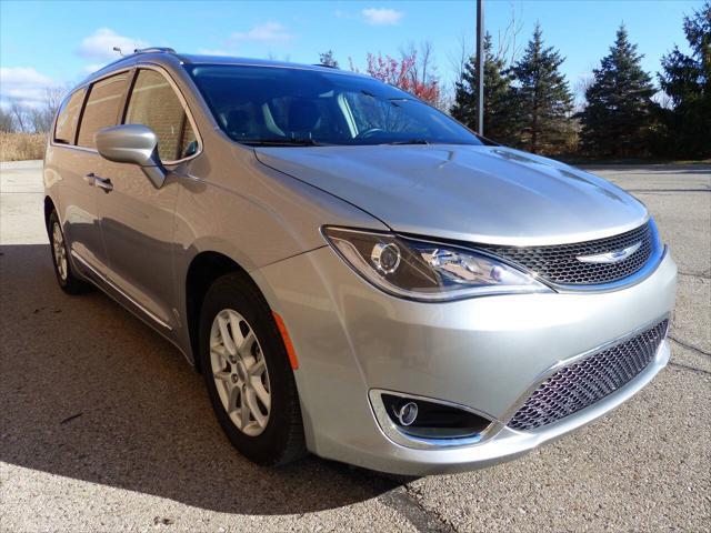 used 2020 Chrysler Pacifica car, priced at $18,995