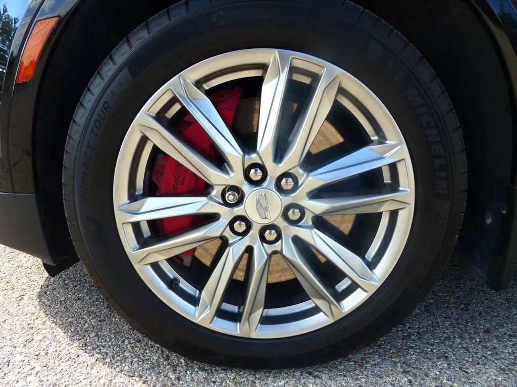 used 2023 Cadillac XT5 car, priced at $28,995
