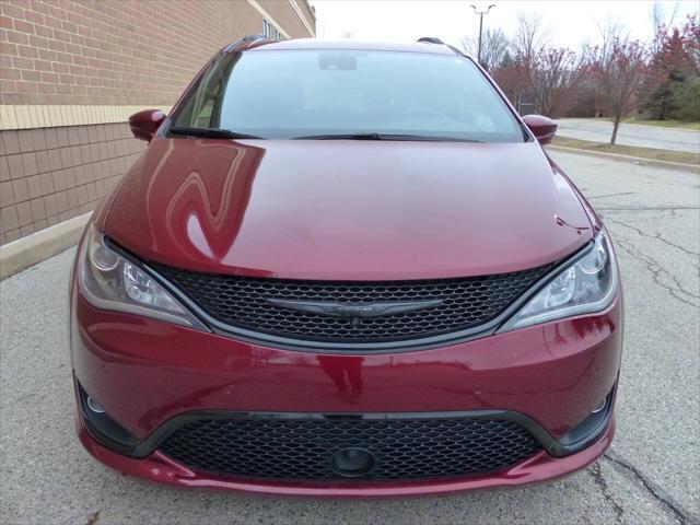 used 2019 Chrysler Pacifica car, priced at $21,995