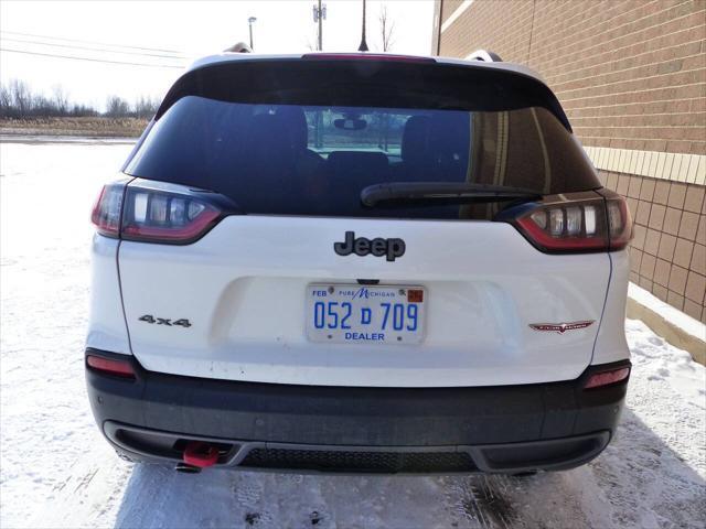 used 2019 Jeep Cherokee car, priced at $16,495