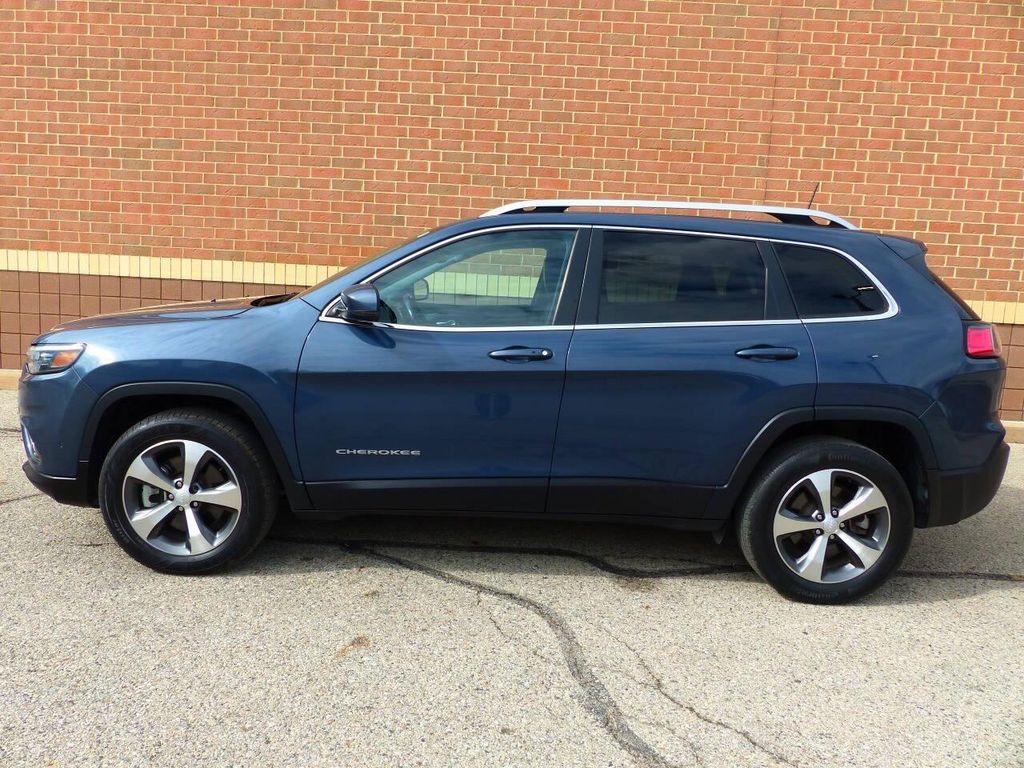 used 2021 Jeep Cherokee car, priced at $15,495