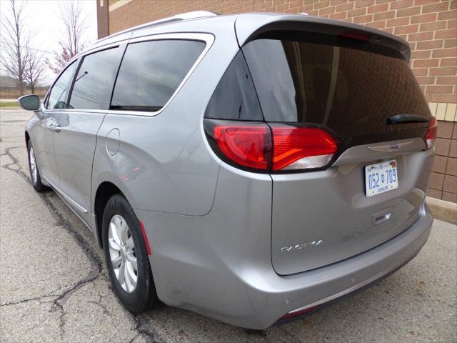 used 2018 Chrysler Pacifica car, priced at $17,995