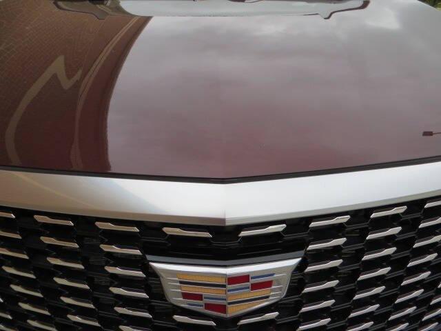 used 2023 Cadillac XT5 car, priced at $28,995