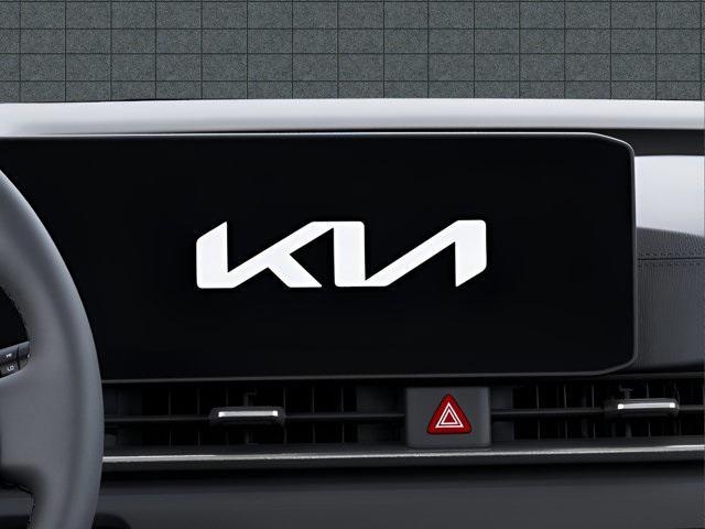 new 2026 Kia Carnival Hybrid car, priced at $45,680
