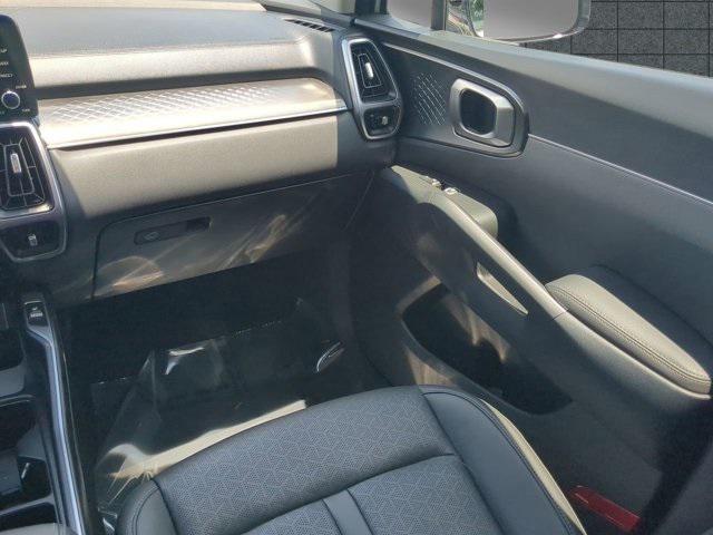 used 2023 Kia Sorento Hybrid car, priced at $30,120
