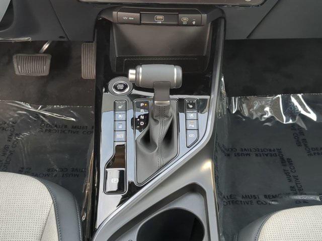 new 2024 Kia Niro car, priced at $33,093