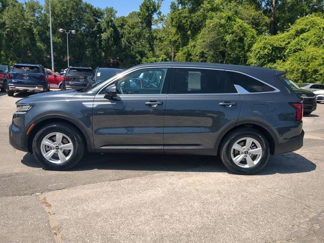 used 2023 Kia Sorento car, priced at $24,345