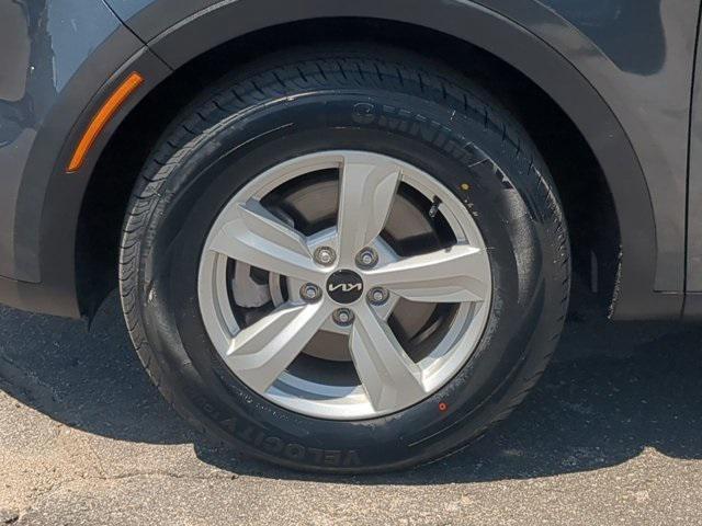 used 2023 Kia Sorento car, priced at $24,345
