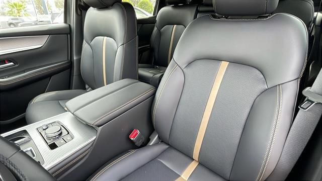 new 2025 Mazda CX-70 PHEV car, priced at $55,941