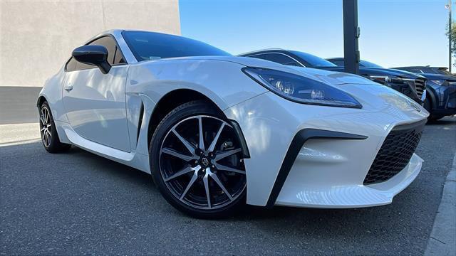 used 2024 Toyota GR86 car, priced at $27,888