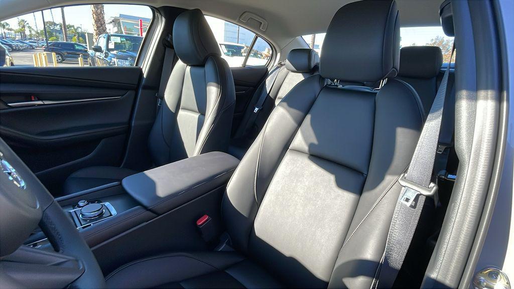 new 2026 Mazda Mazda3 car, priced at $25,685