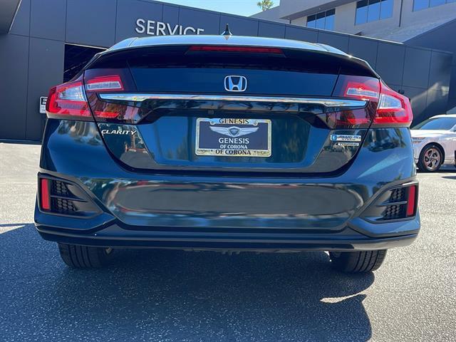 used 2018 Honda Clarity Plug-In Hybrid car, priced at $16,657
