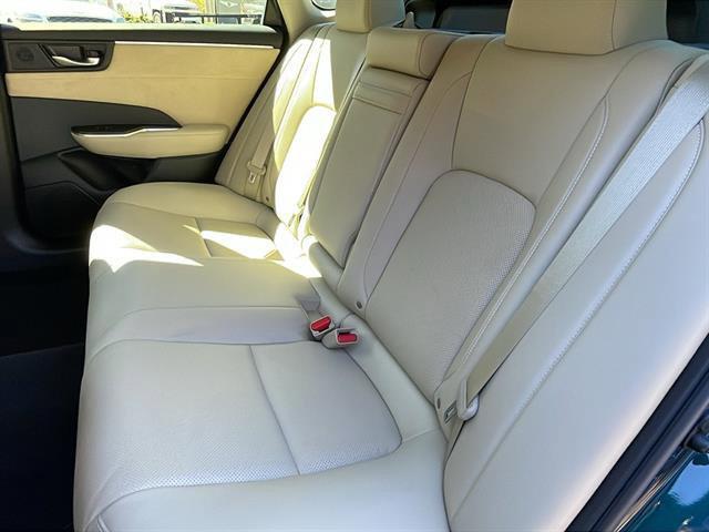 used 2018 Honda Clarity Plug-In Hybrid car, priced at $16,657