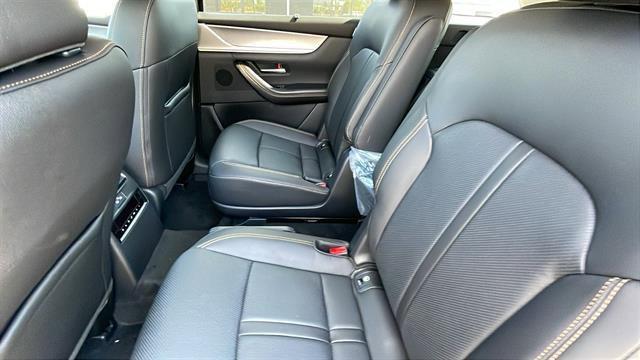 new 2025 Mazda CX-90 PHEV car, priced at $53,578