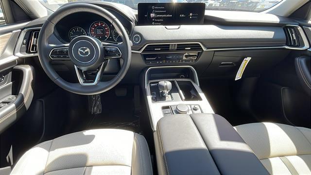 new 2025 Mazda CX-90 car, priced at $40,075
