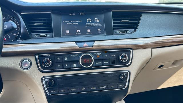 used 2018 Kia Cadenza car, priced at $12,500