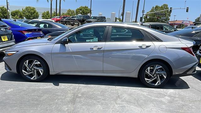 used 2025 Hyundai Elantra car, priced at $21,548