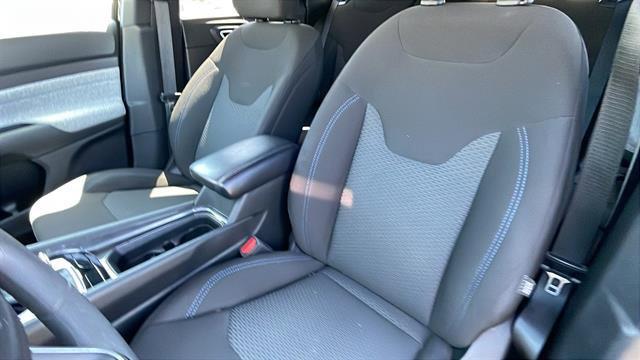 used 2023 Jeep Compass car, priced at $20,126