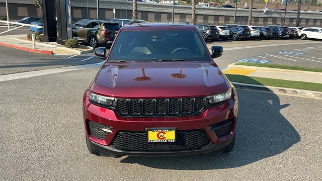 used 2023 Jeep Grand Cherokee car, priced at $29,677