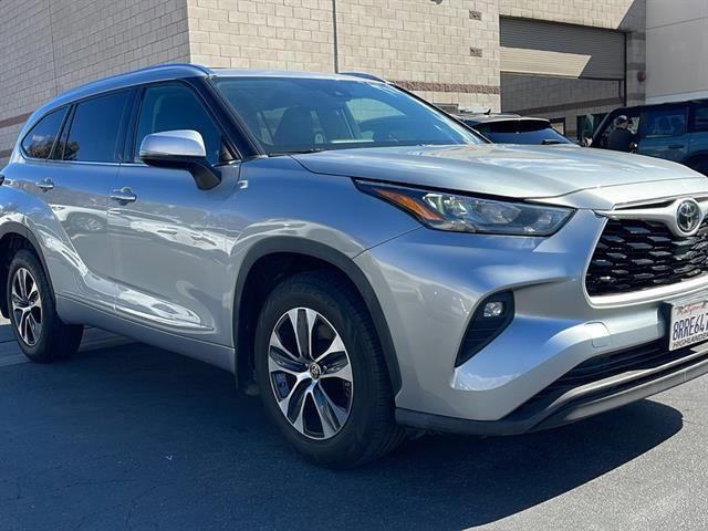 used 2020 Toyota Highlander car, priced at $27,210