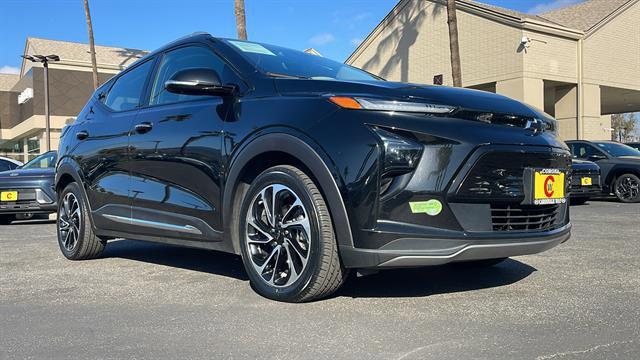 used 2023 Chevrolet Bolt EUV car, priced at $18,400